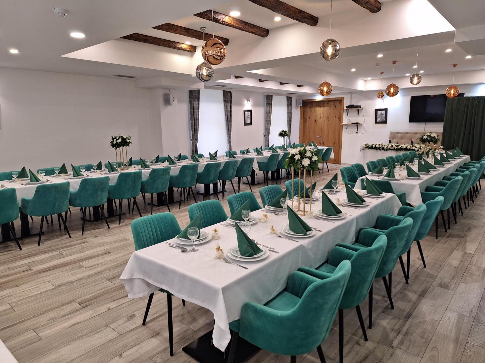Hotel Divanhana Brčko 外观 照片